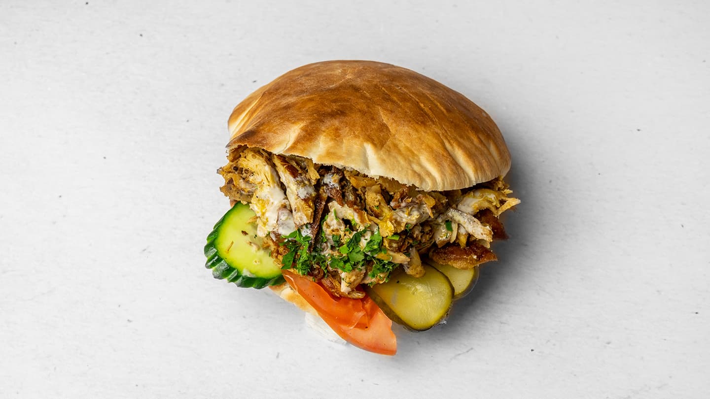 Chicken Shawarma Sandwich-Kuřecí šawarma v arabském chlebu